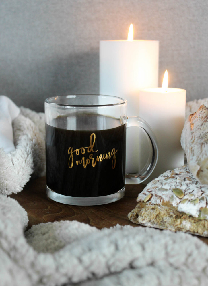 Glasmugg Good morning från Majas lyktor säljs till förmån för Barncancerfonden
